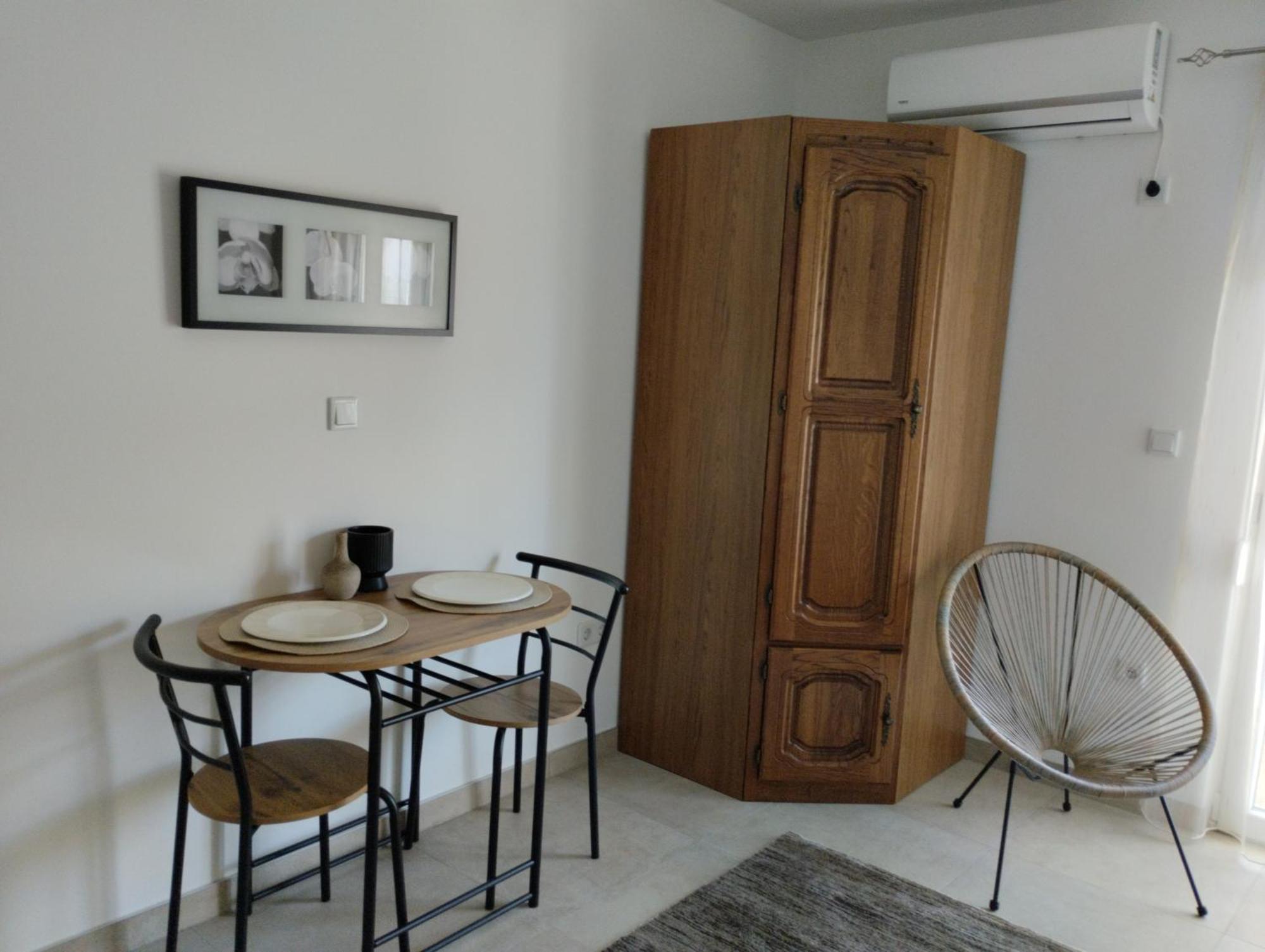 Iris Apartment Ivanica Exterior foto
