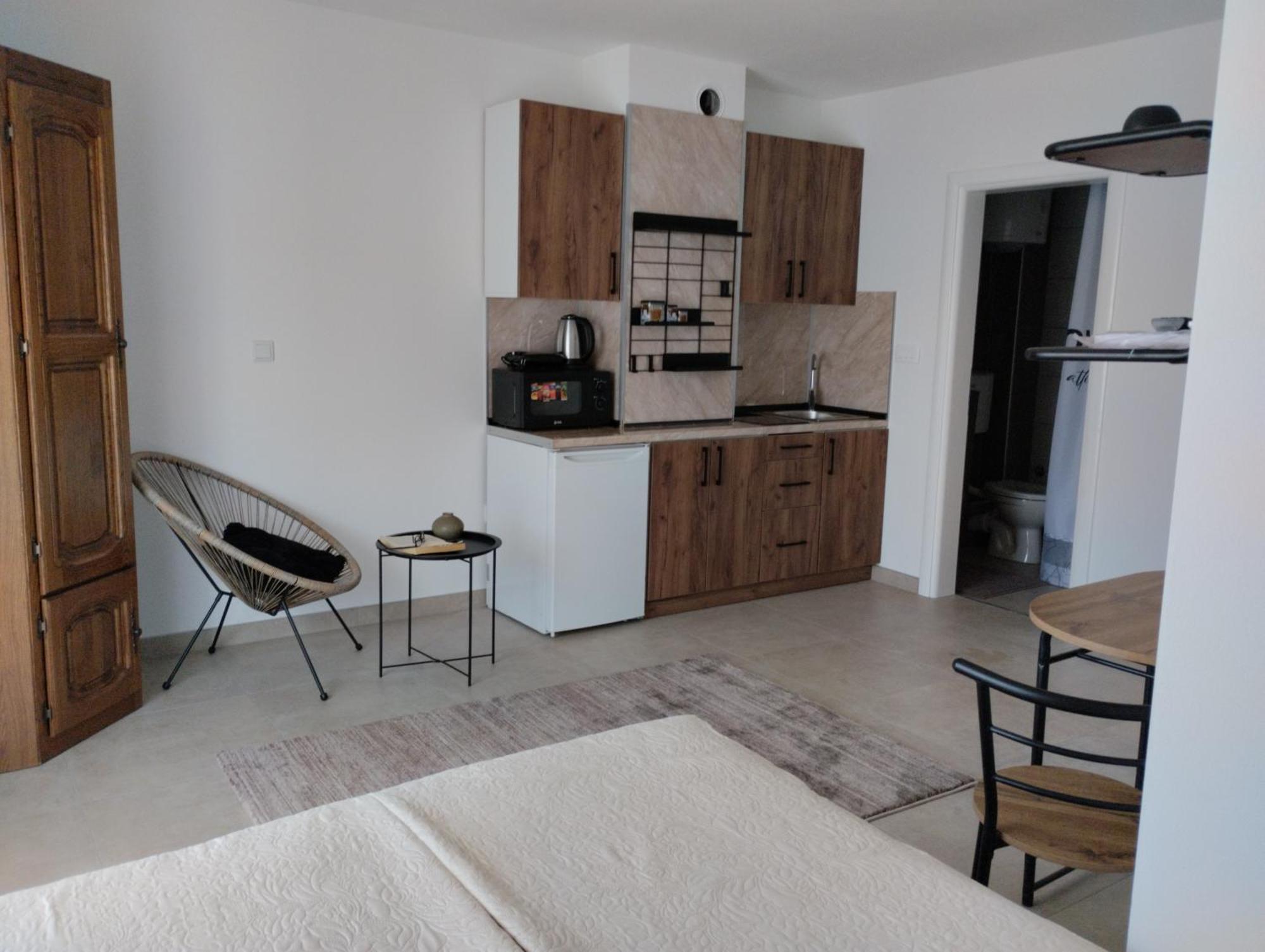 Iris Apartment Ivanica Exterior foto